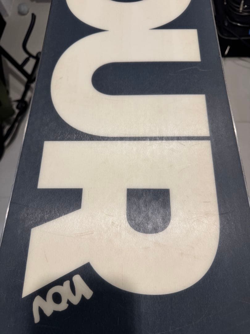 【週末値下げ】D FOUR スノーボード November 150