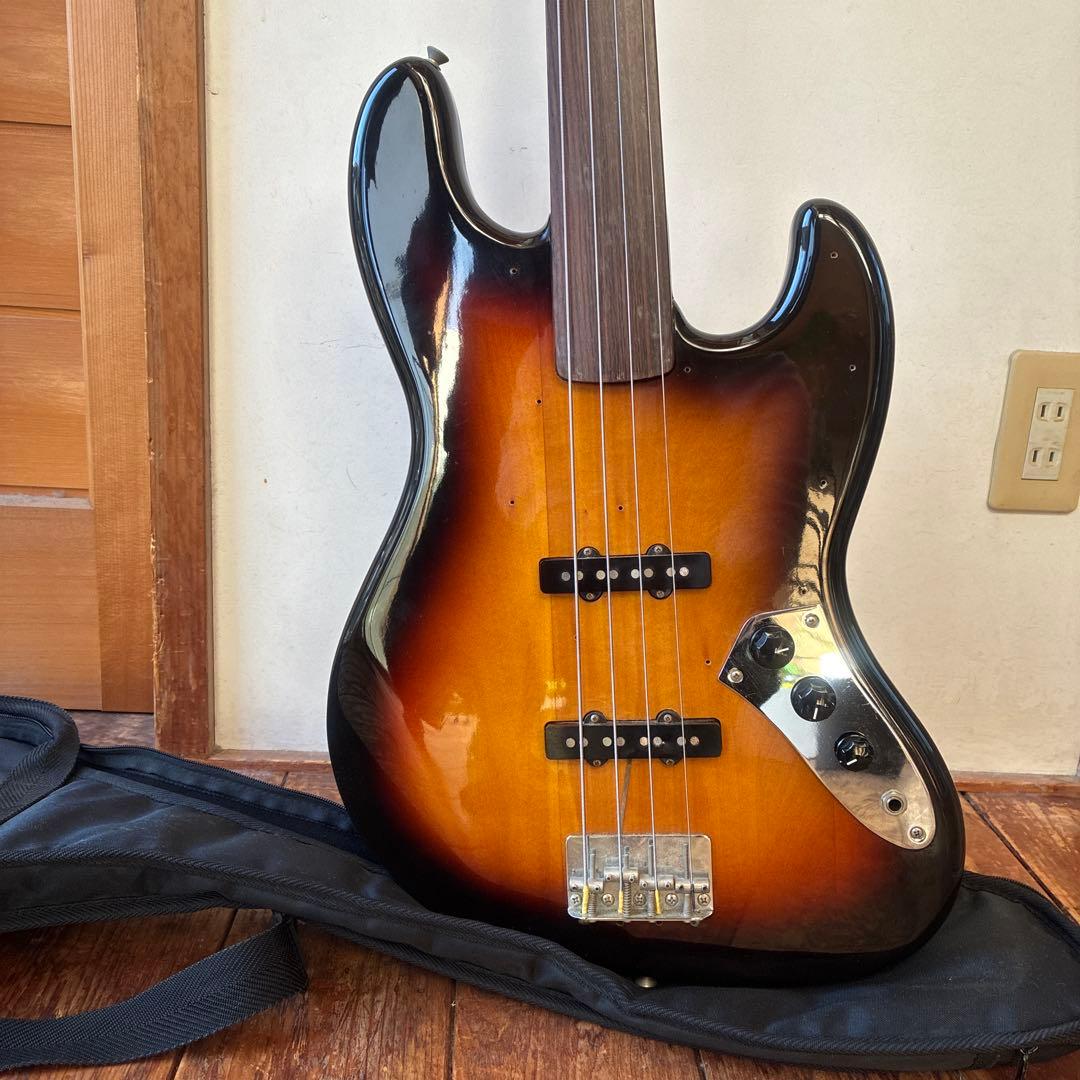 Fender Japan ジャズベース フレットレス ブラウンサンバースト