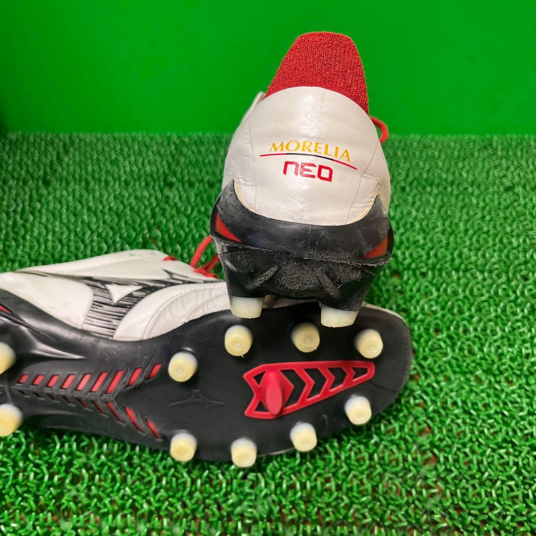 ミズノ サッカースパイク モレリア NEO 4 JAPAN(ホワイト×ブラック)