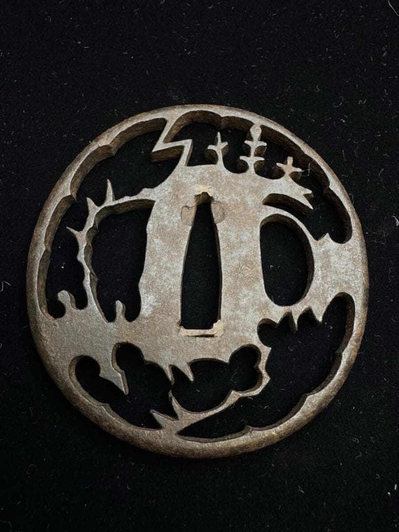 無銘 鉄地桐図透かし鐔 鍔 赤坂 拵 日本刀 刀装具 骨董 古美術 江戸時代