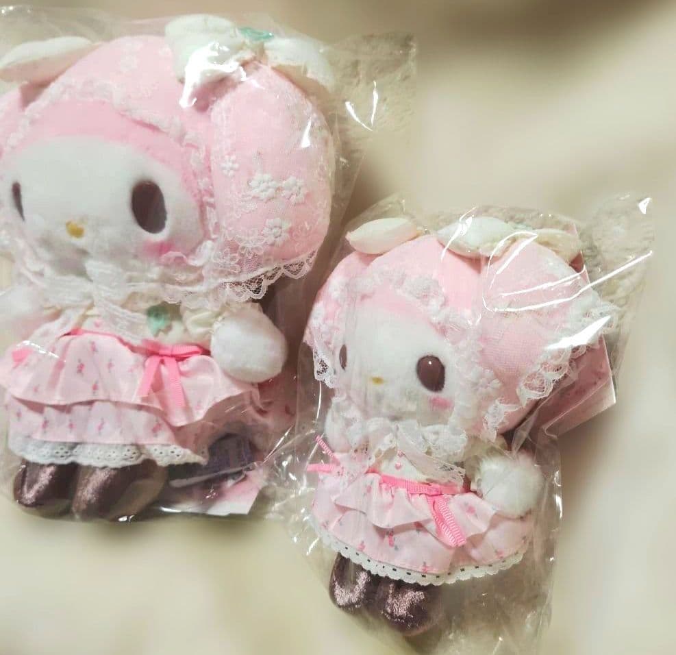 新品　マイメロディ　ぬいぐるみ　マスコットホルダー　２点　フォレストレース