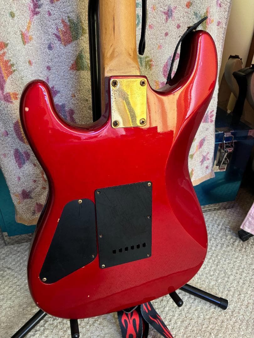 Fernandes エレキギター レッド