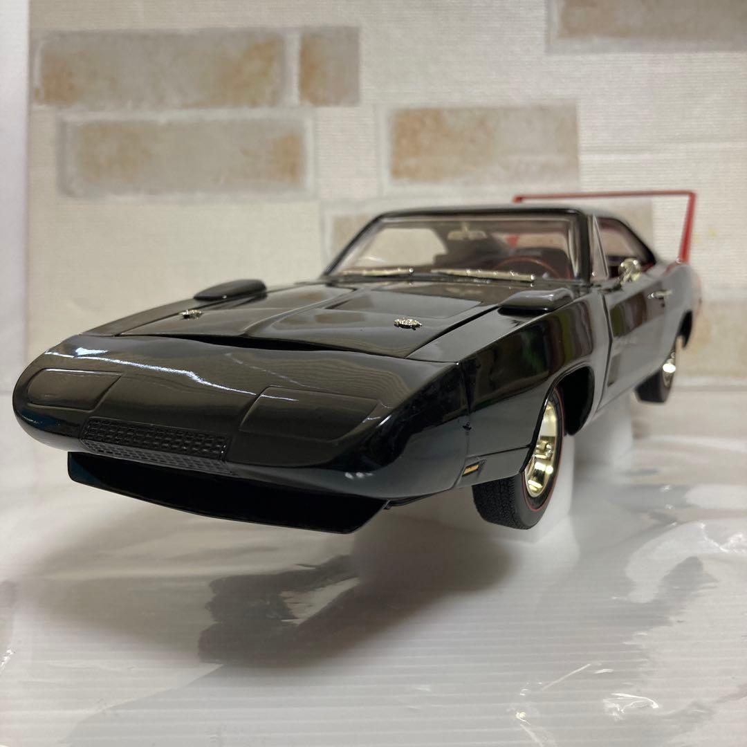 ダッジ チャージャー デイトナ 1/18