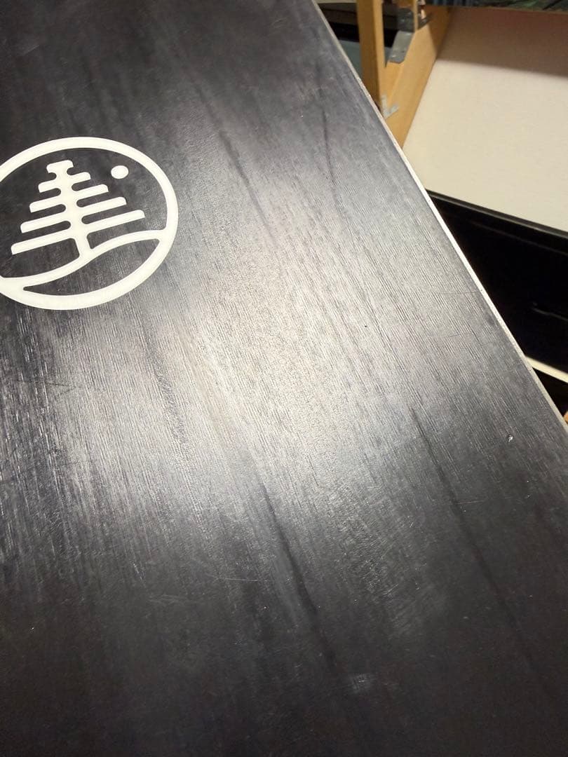 Burton family tree バイン取り付けプラグも付属します。