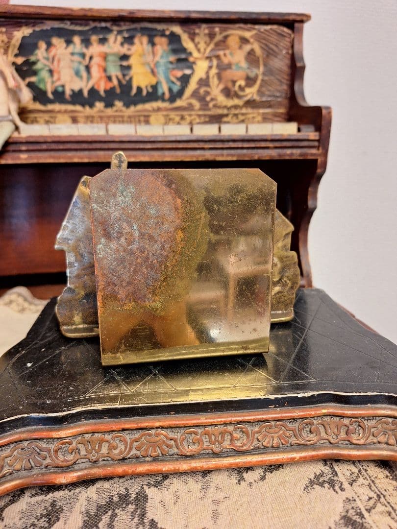 アン・ハサウェイ コテージ レターボックス