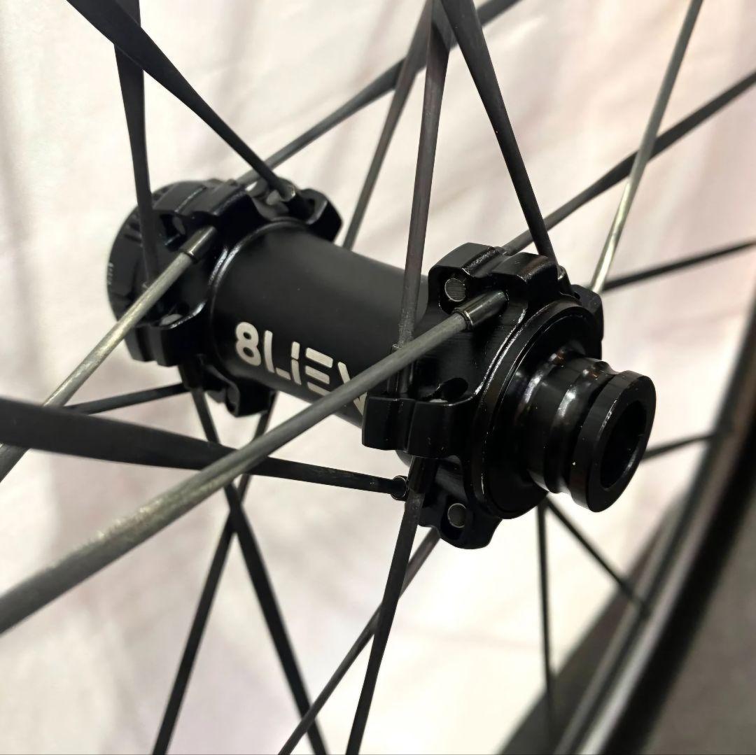 【新品】8LIEN（エイリアン）L5 カーボンホイール（カラフルデカール）