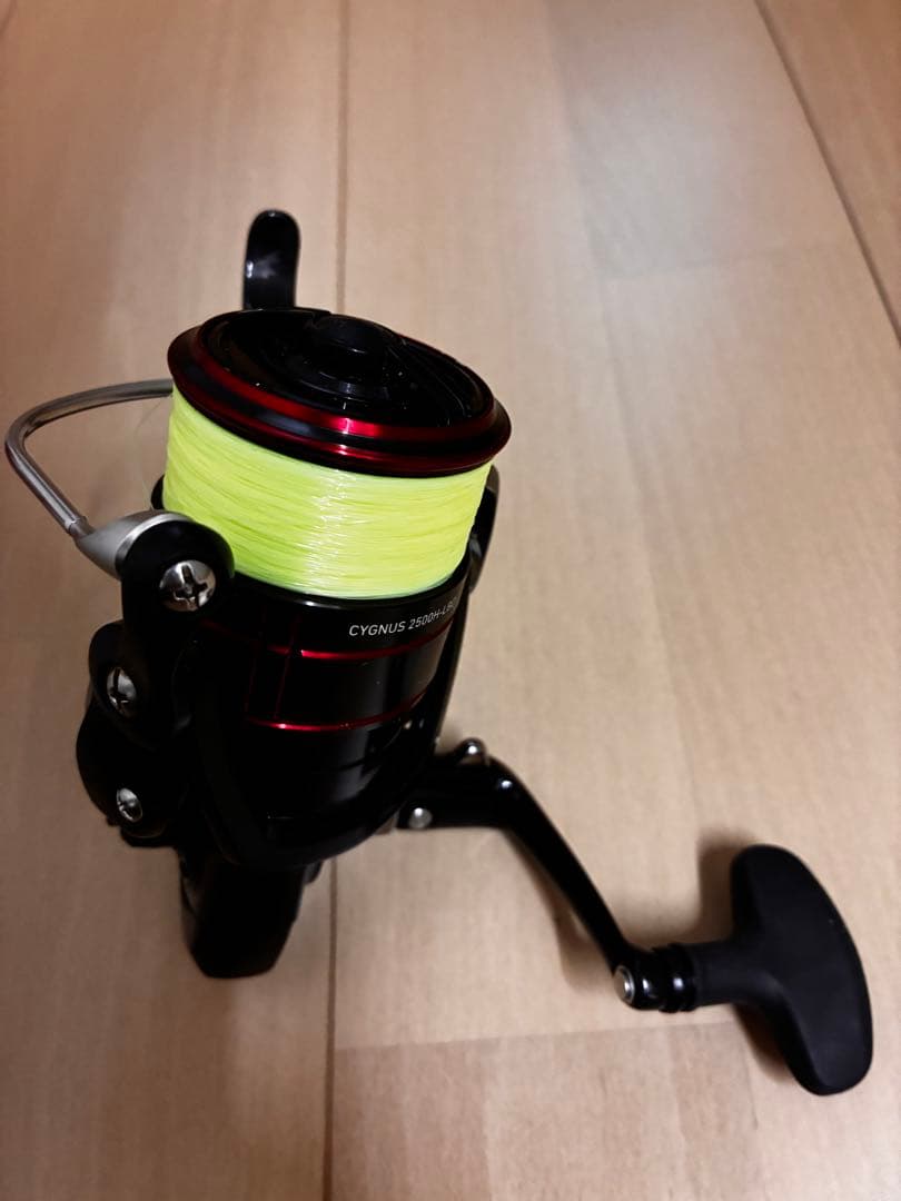 ダイワ レバーブレーキリール 19シグナス 2500H-LBD【ジャンク】