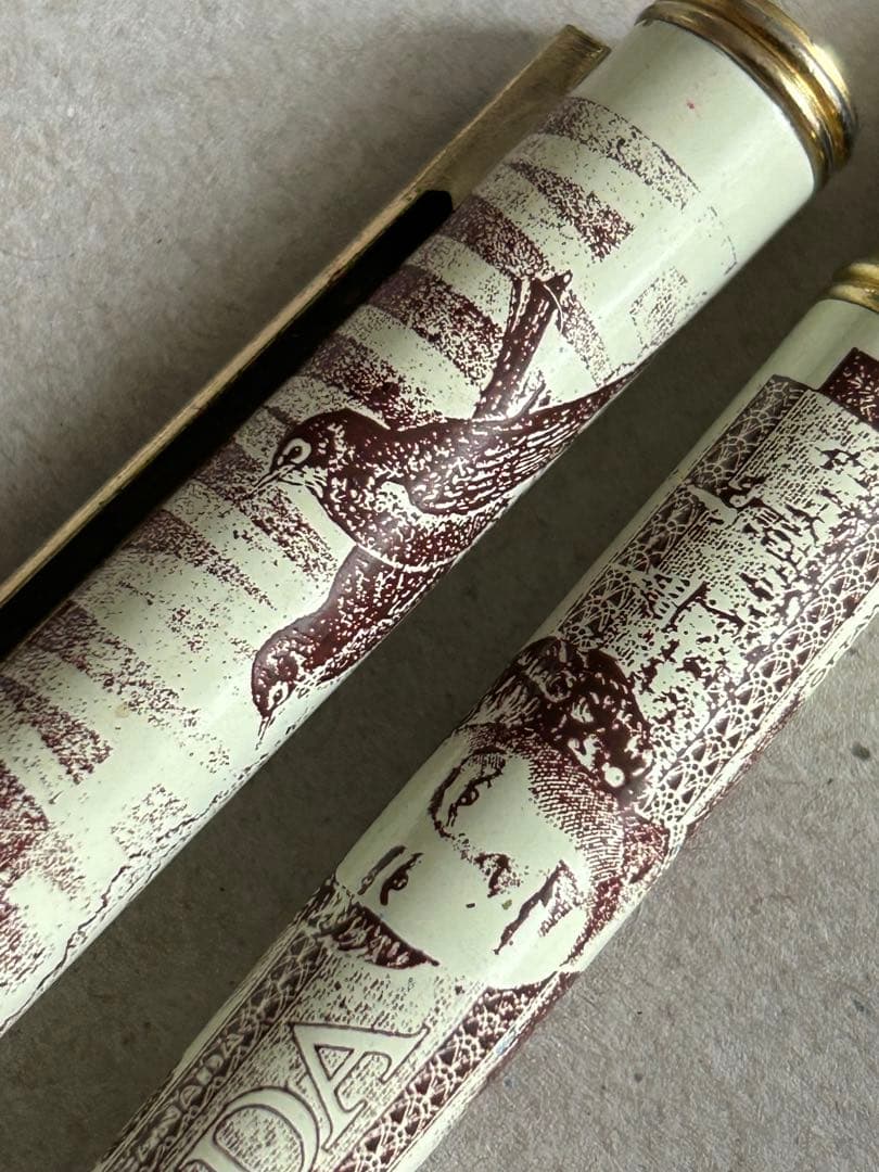 珍しいIRIDIUM POINT GERMANY 万年筆女王記念ペンコレクション