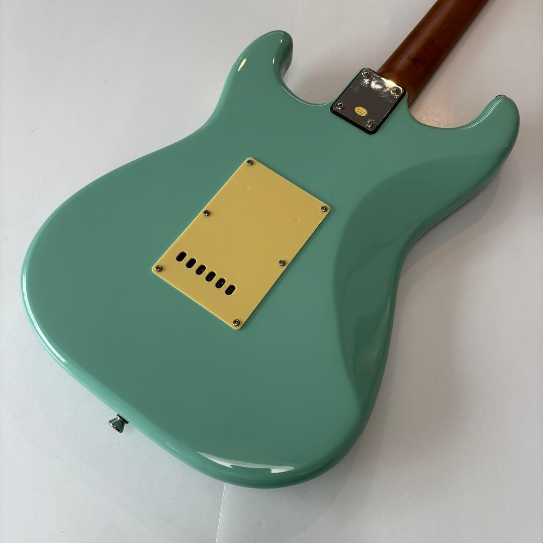 ★美品★Bacchus バッカス　ストラトローステッドメイプル　サーフグリーン