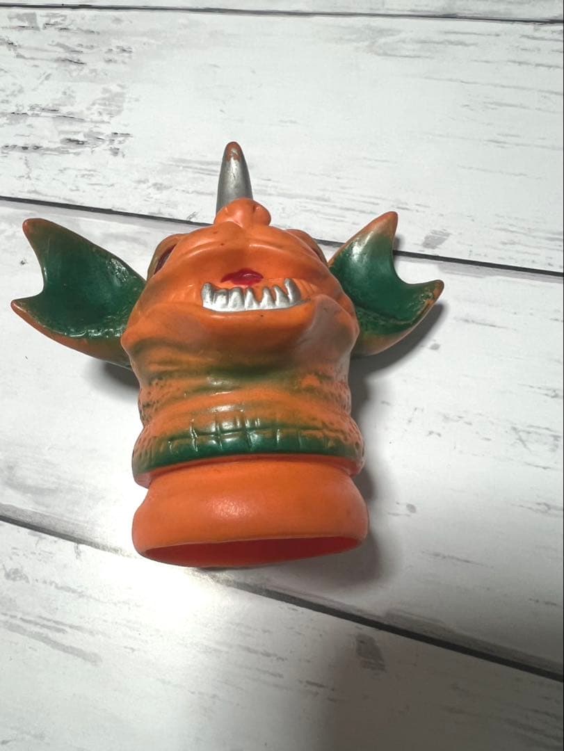 頭部のみ　昭和レトロ バラゴンソフビ ブルマァク