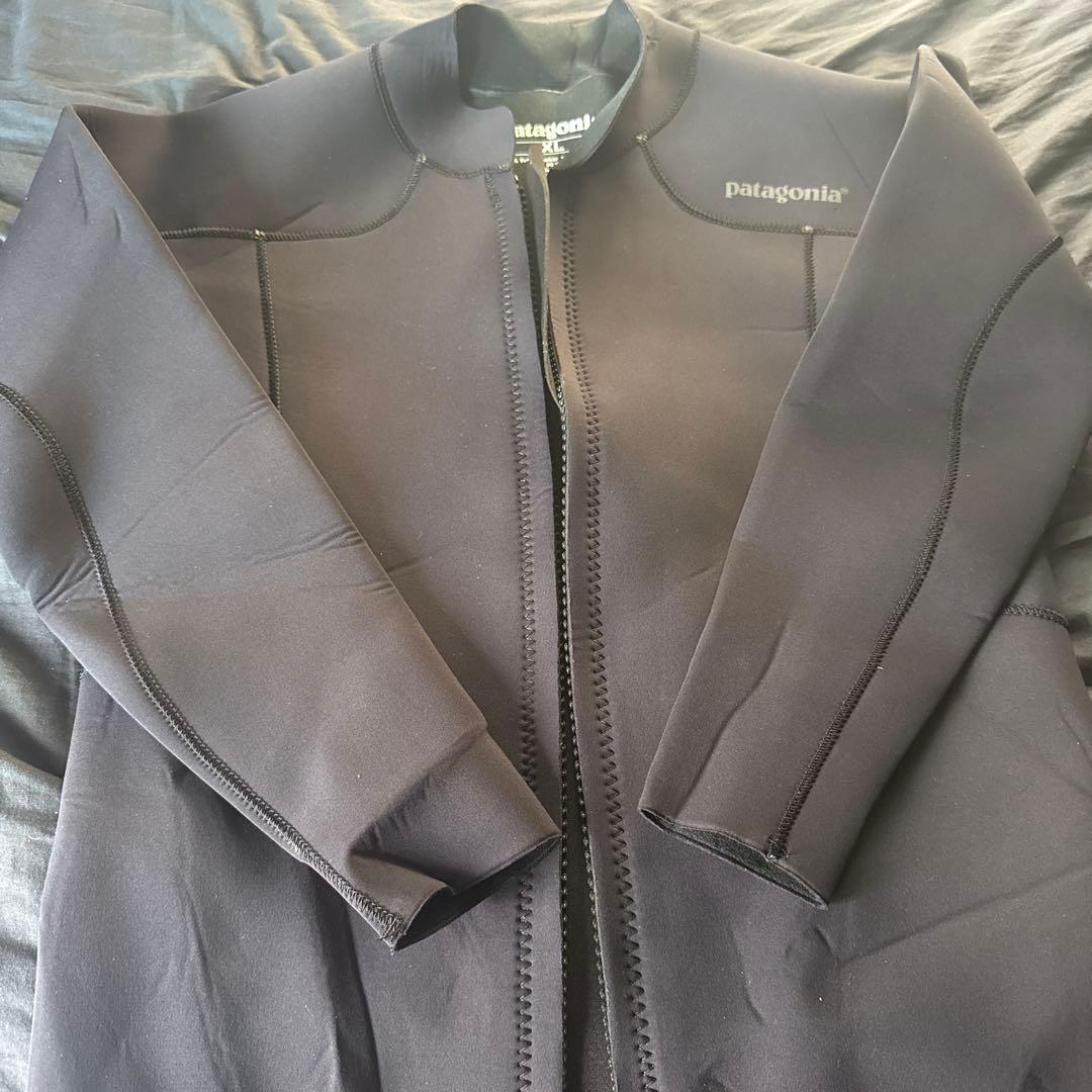 【超美品】patagonia XL 黒 タッパー