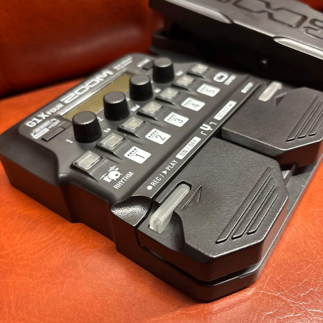 最終値下げ。ZOOM G1X FOUR マルチエフェクトプロセッサー