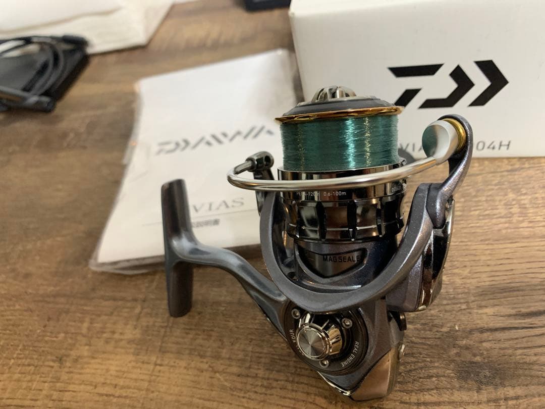 DAIWA 15 LUVIAS 2004H スピニングリール 美品