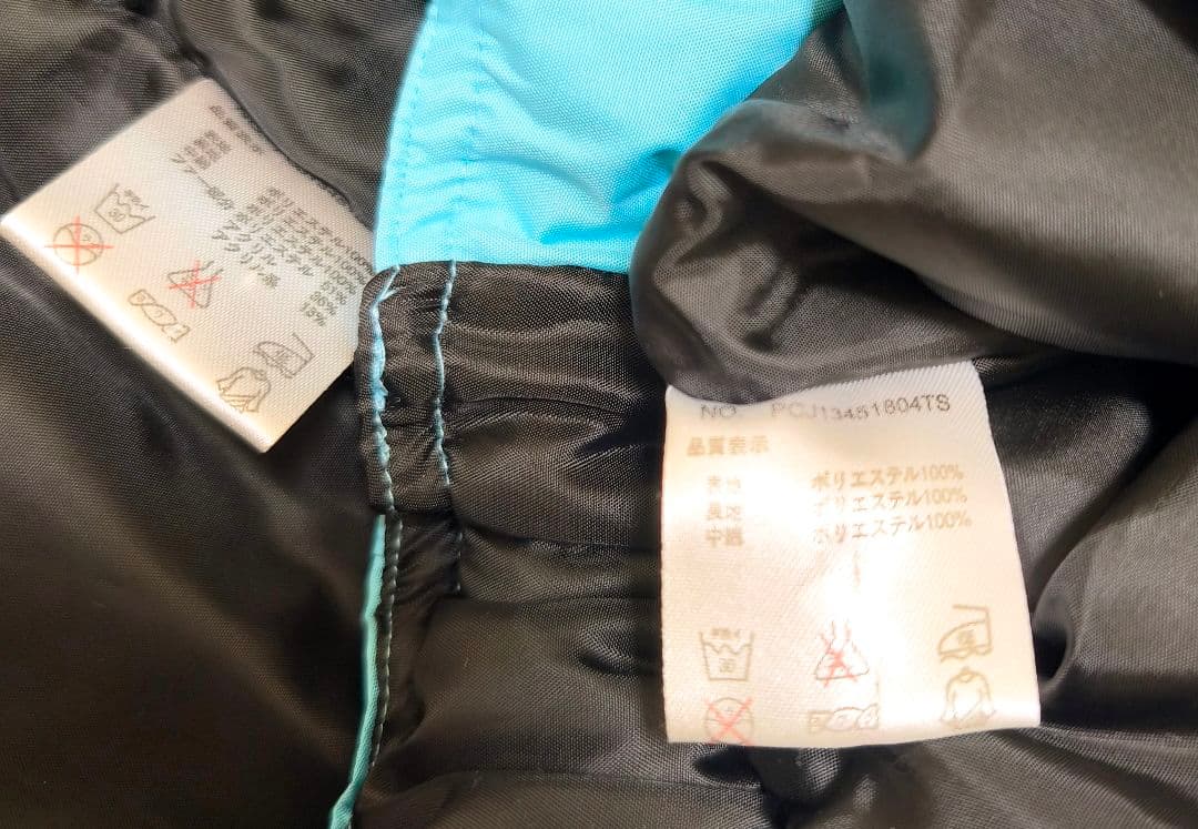 キッズ雪遊び4点セット　スキーウェア　ジャケット　ズボン　ゴーグル　スノーブーツ