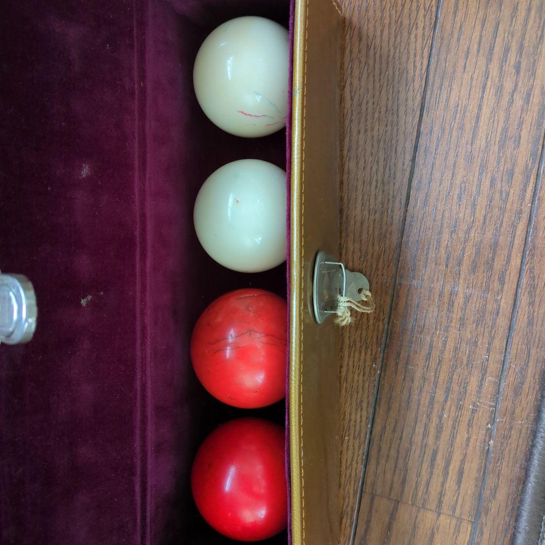 ビリヤードボール