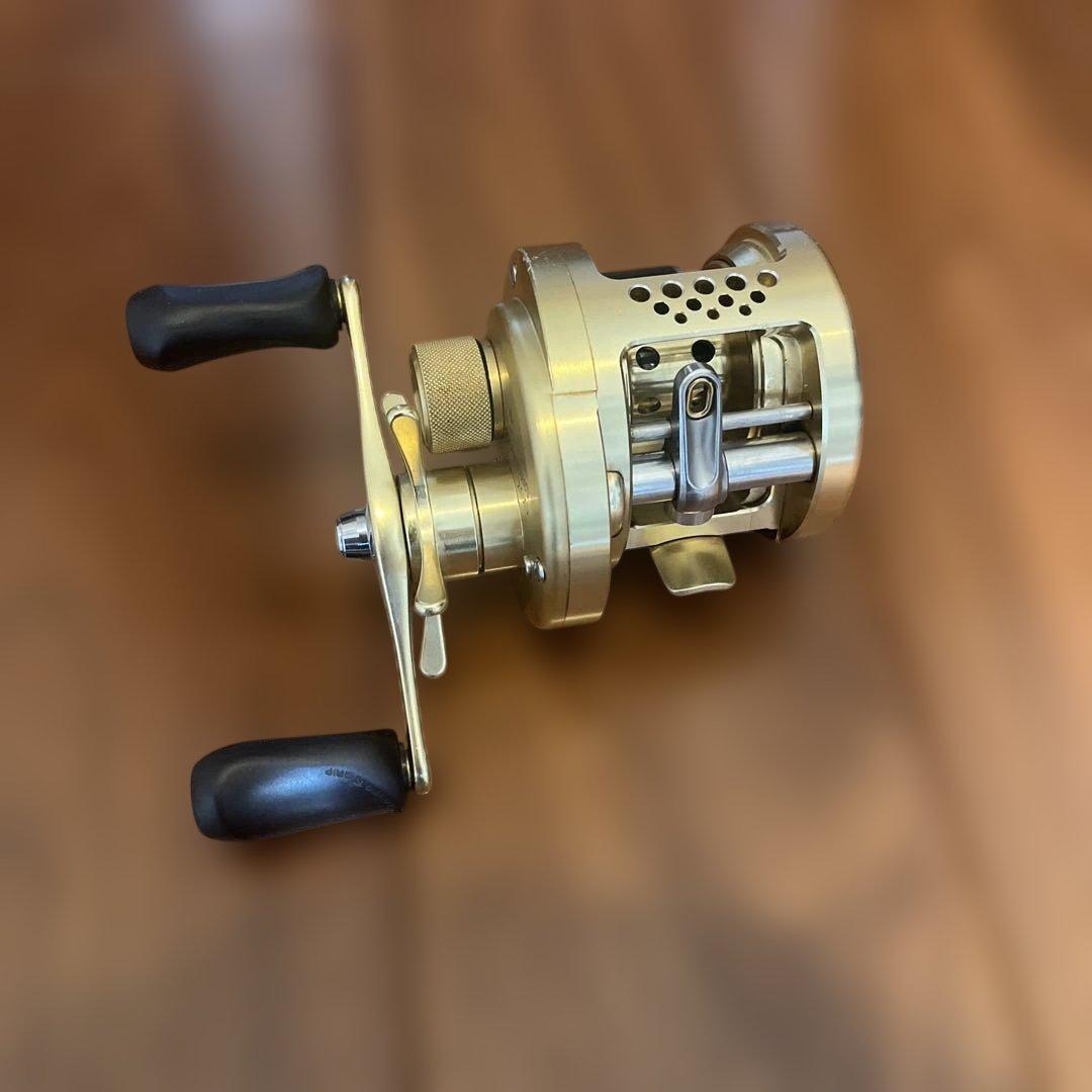 シマノ　カルカッタコンクエスト　200