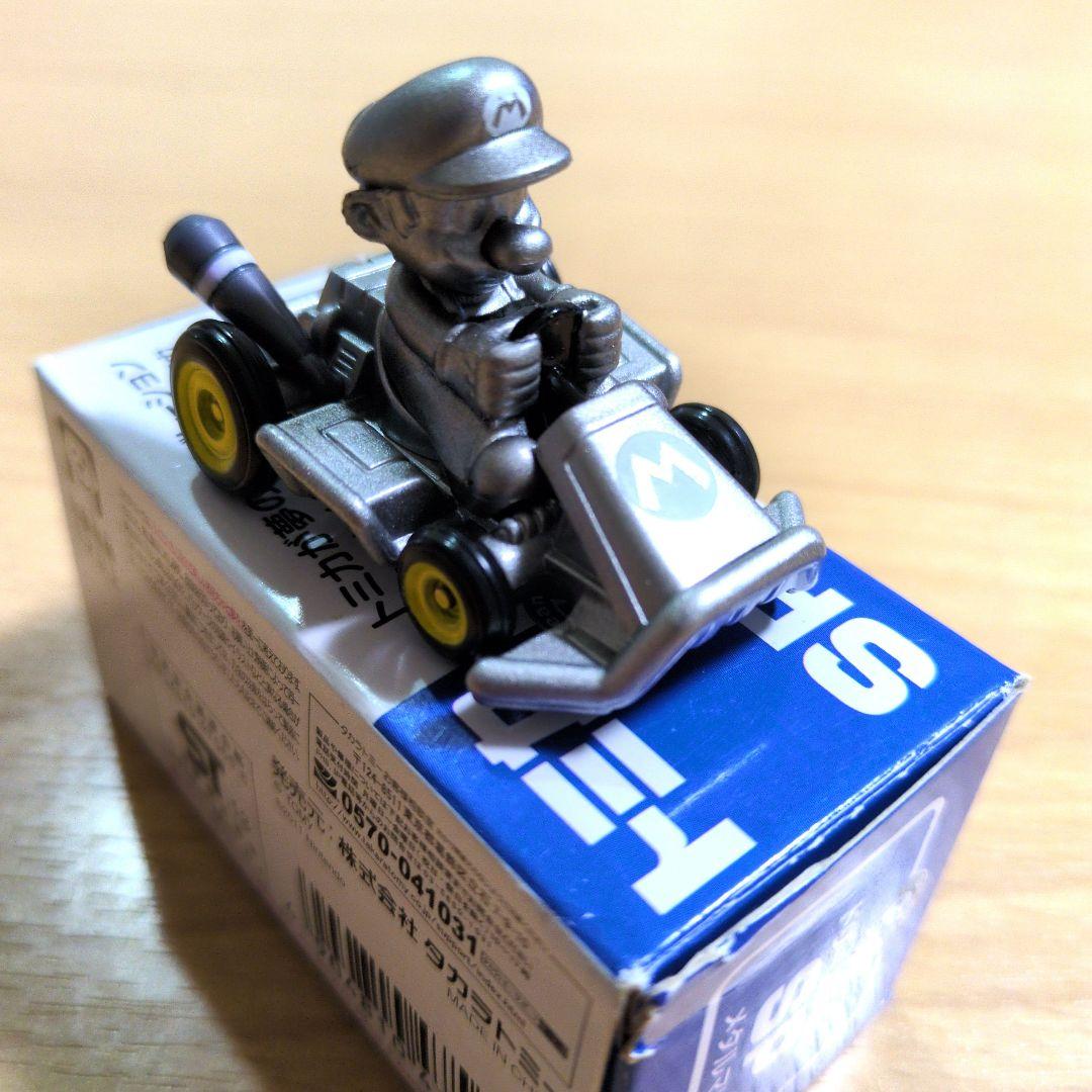 トミカ　メタルマリオ