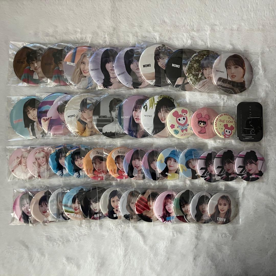 TWICE MOMO 缶バッジ (54個）