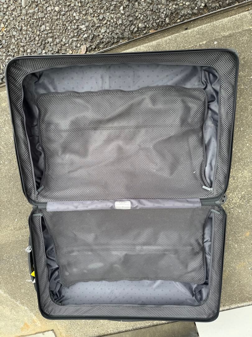 リモワ rimowa ジャンク部品取り エッセンシャルライト ルフトハンザ