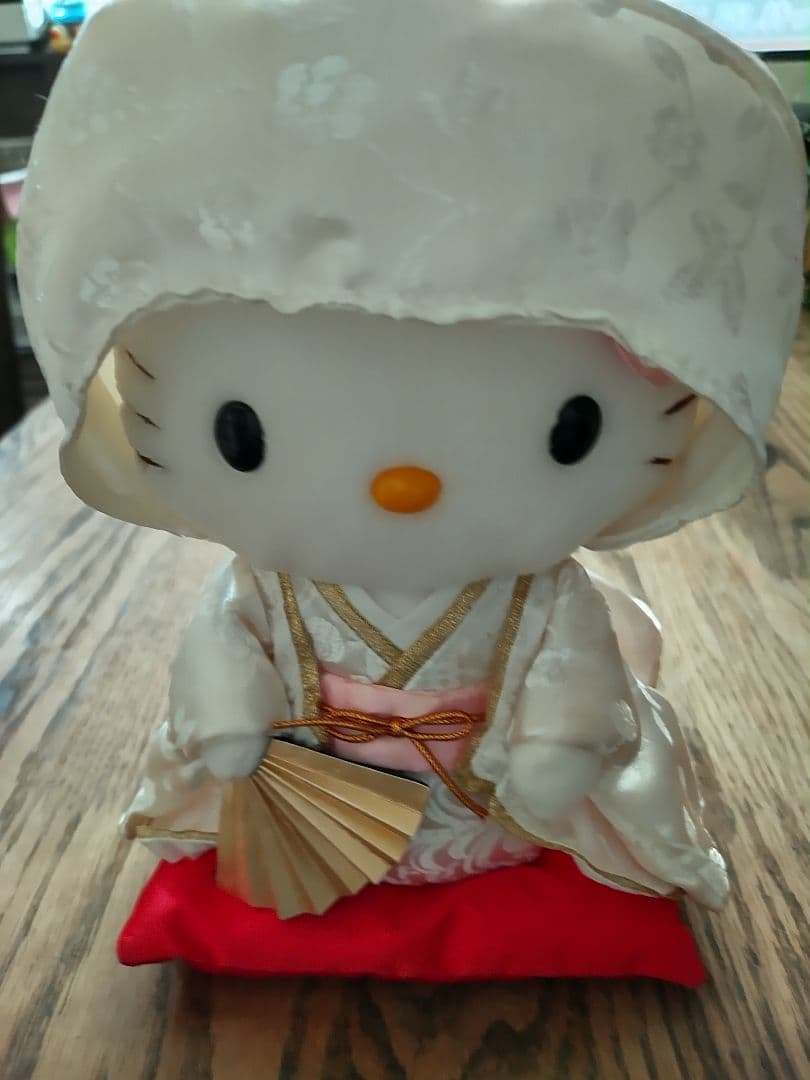 サンリオデラックス　和装 白無垢　ハローキティ　サンリオデラックス