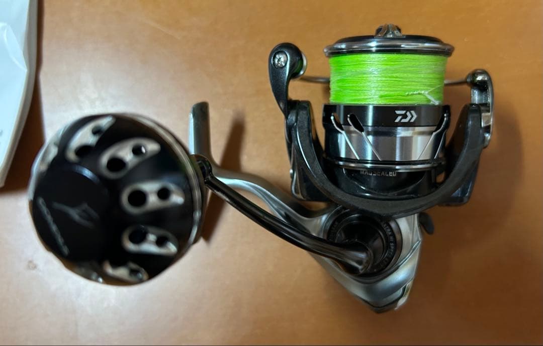 Daiwa 18CALDIA LT 3000-CXH ➕替えスプール