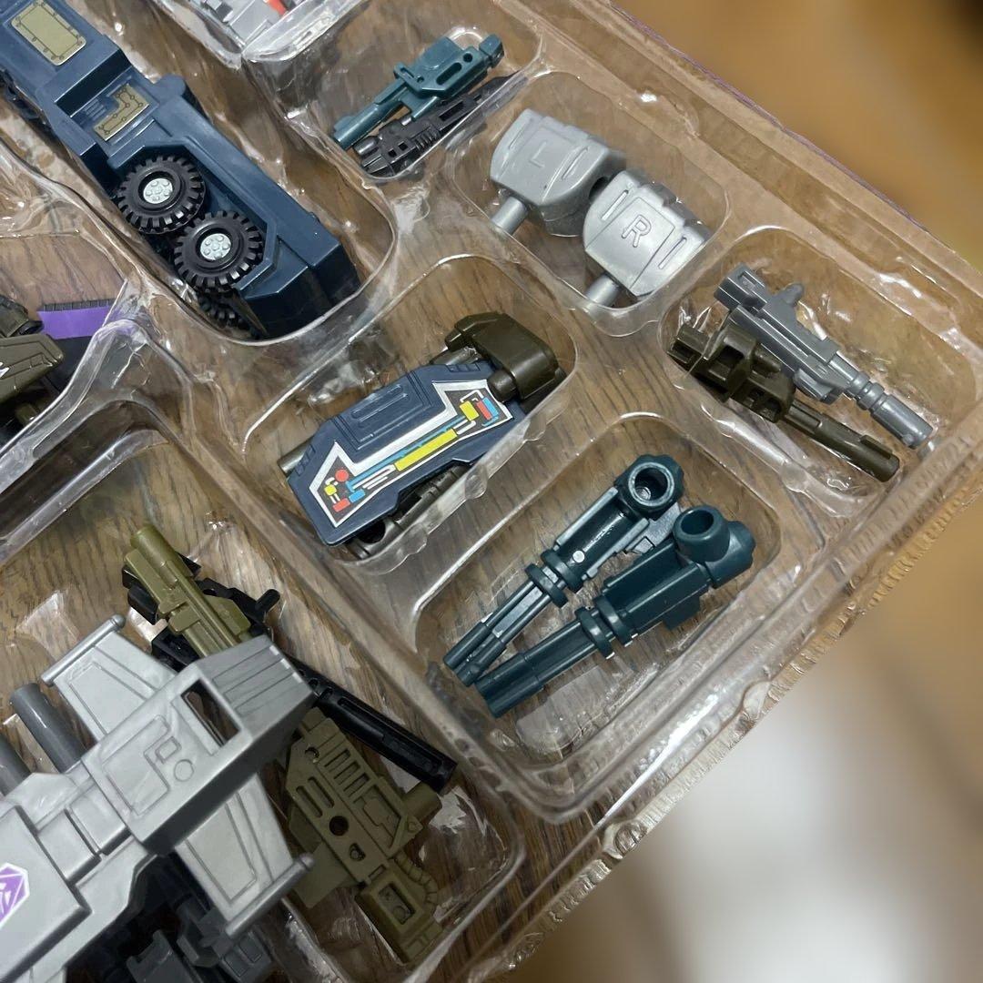 トランスフォーマー 16 コンバットロン　ブルーティカス　25周年