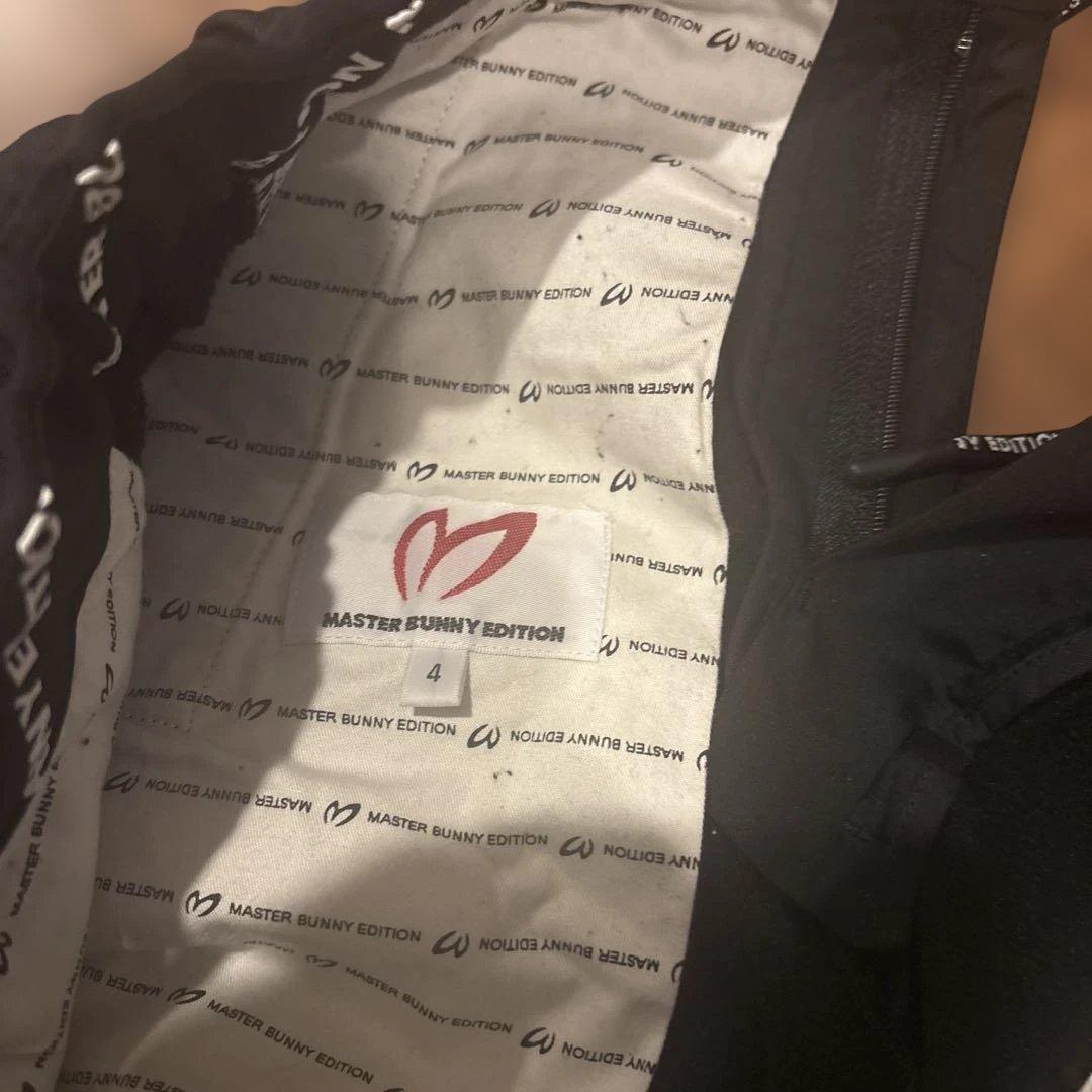 MASTER BUNNY EDITION スリムフィットパンツ 黒　サイズ4