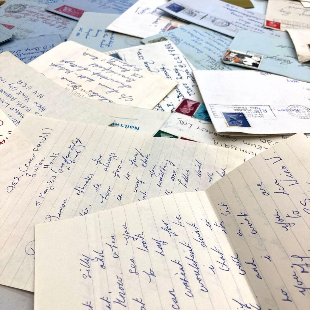 ラスト2手紙・封筒関係の紙モノだけで【800g】 紙物 素材 ジャンクジャーナル