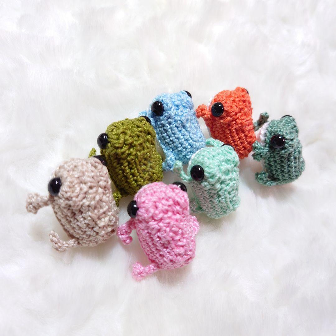 ミニチュアかえるのあみぐるみ…キーホルダー