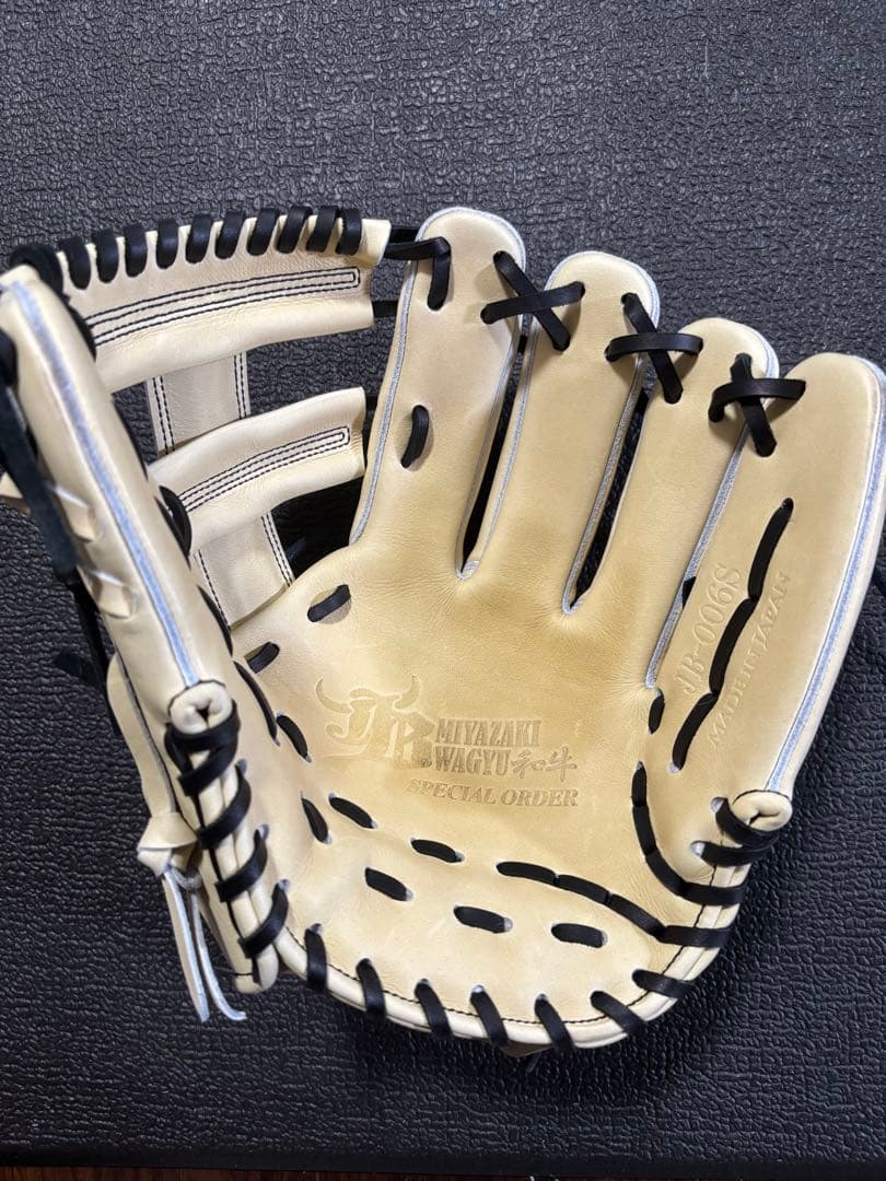 和牛JB 内野手用グラブ
