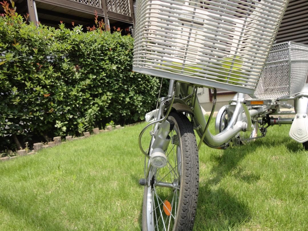 ★鈴木★　　　ブリヂストンワゴン　大人用三輪自転車(BW13)