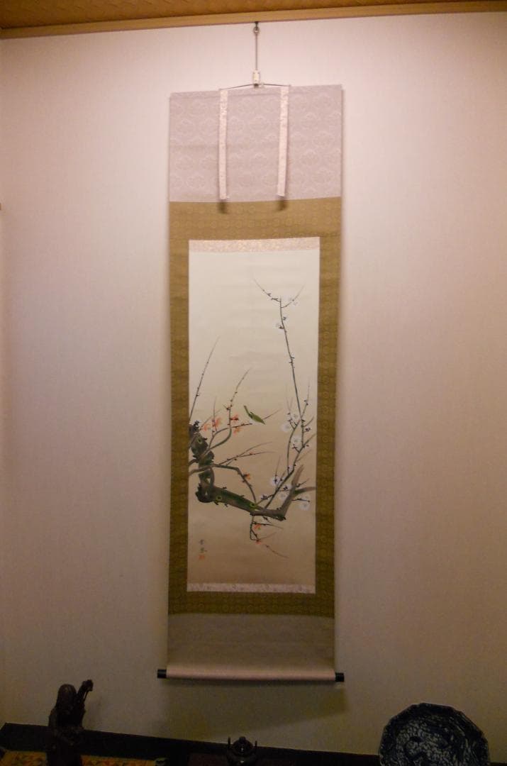 掛け軸 河田雲鳳 早春梅鶯図 絹本 希少 軸装 茶道具 掛軸 美品 です。