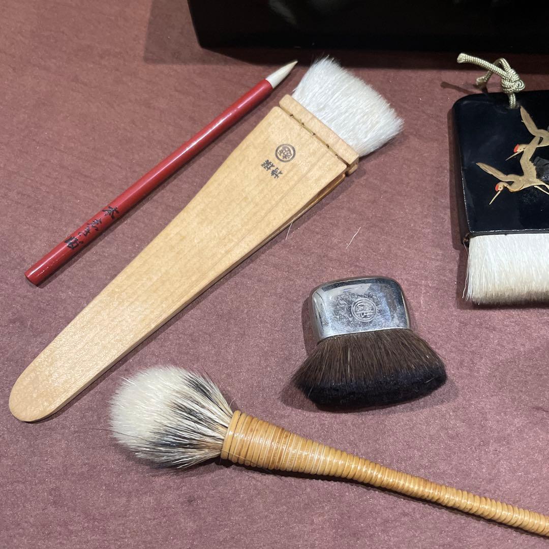 希少　三越 持撰 御化粧刷毛セット 白粉刷毛 木箱入り 未使用 伝統化粧道具