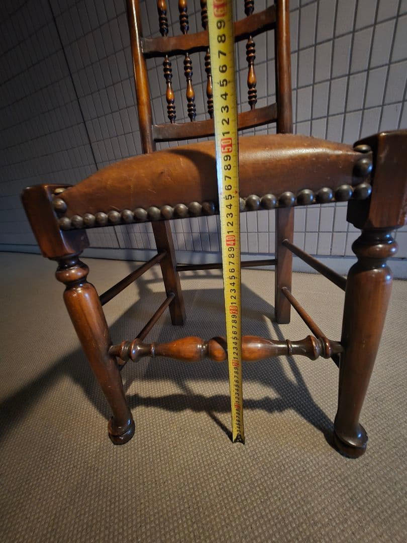希少　セオドア アレクサンダー？ 木製スピンドルバック椅子 高さ約100cm