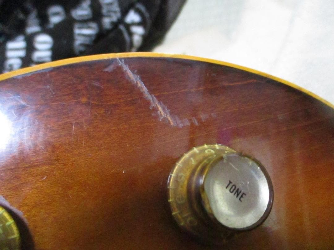 Gibson Les Paul Deluxe 1975年製　Humbucker