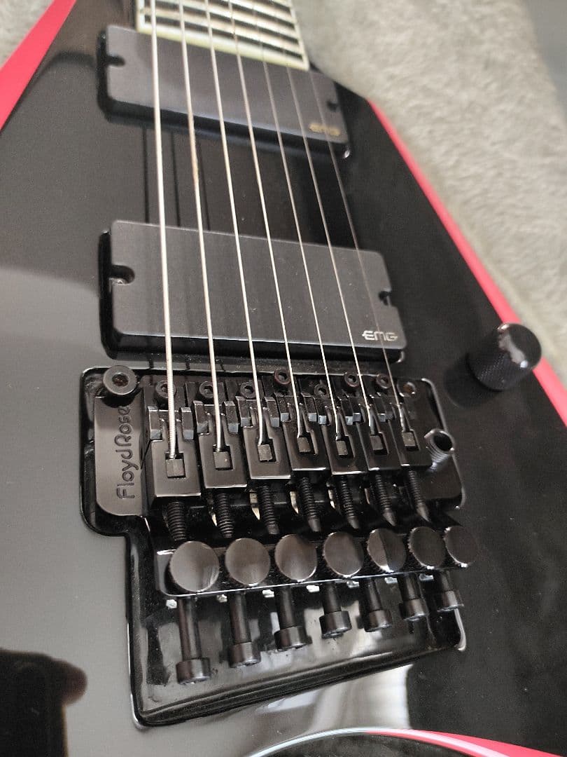 ギター E-II ARROW-7 BABYL