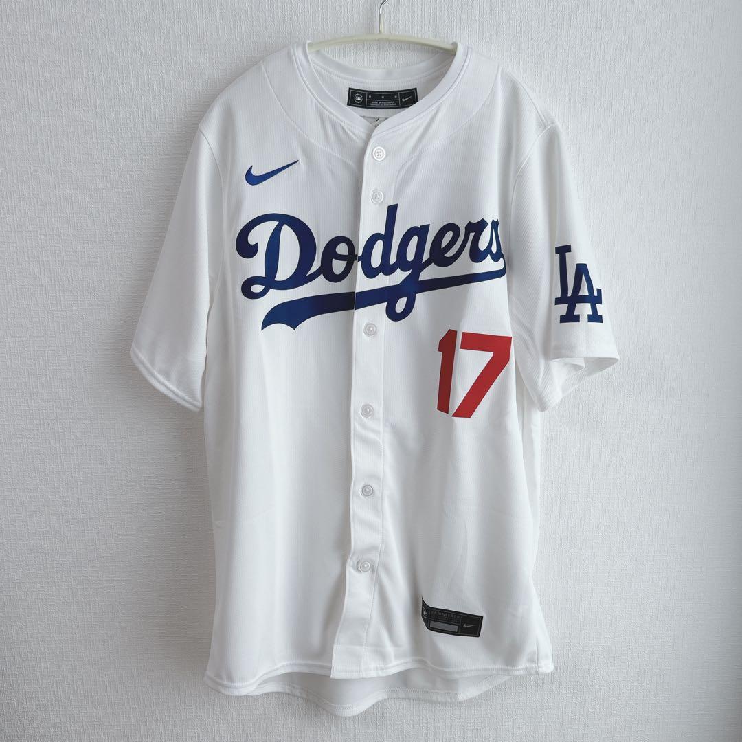 【MLB公式】ドジャース大谷翔平17ユニフォーム　新品タグ付き　メンズMサイズ