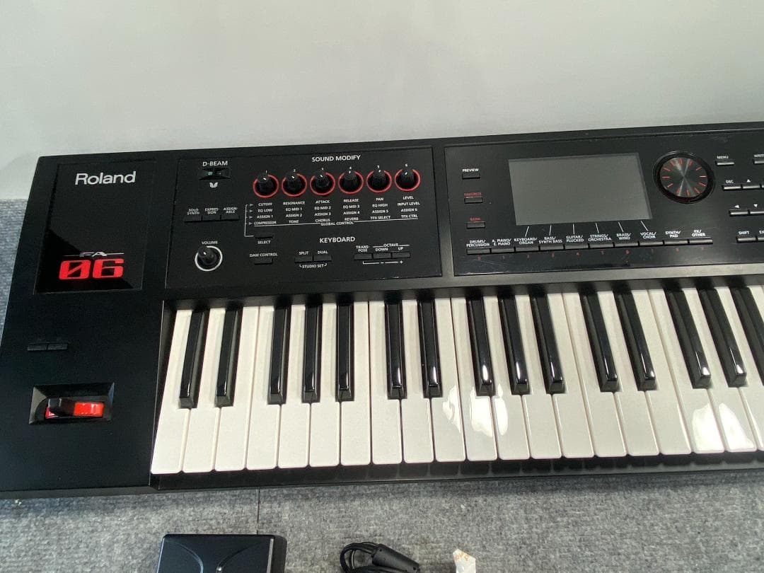 Roland FA-06 Music Workstation 　ローランド