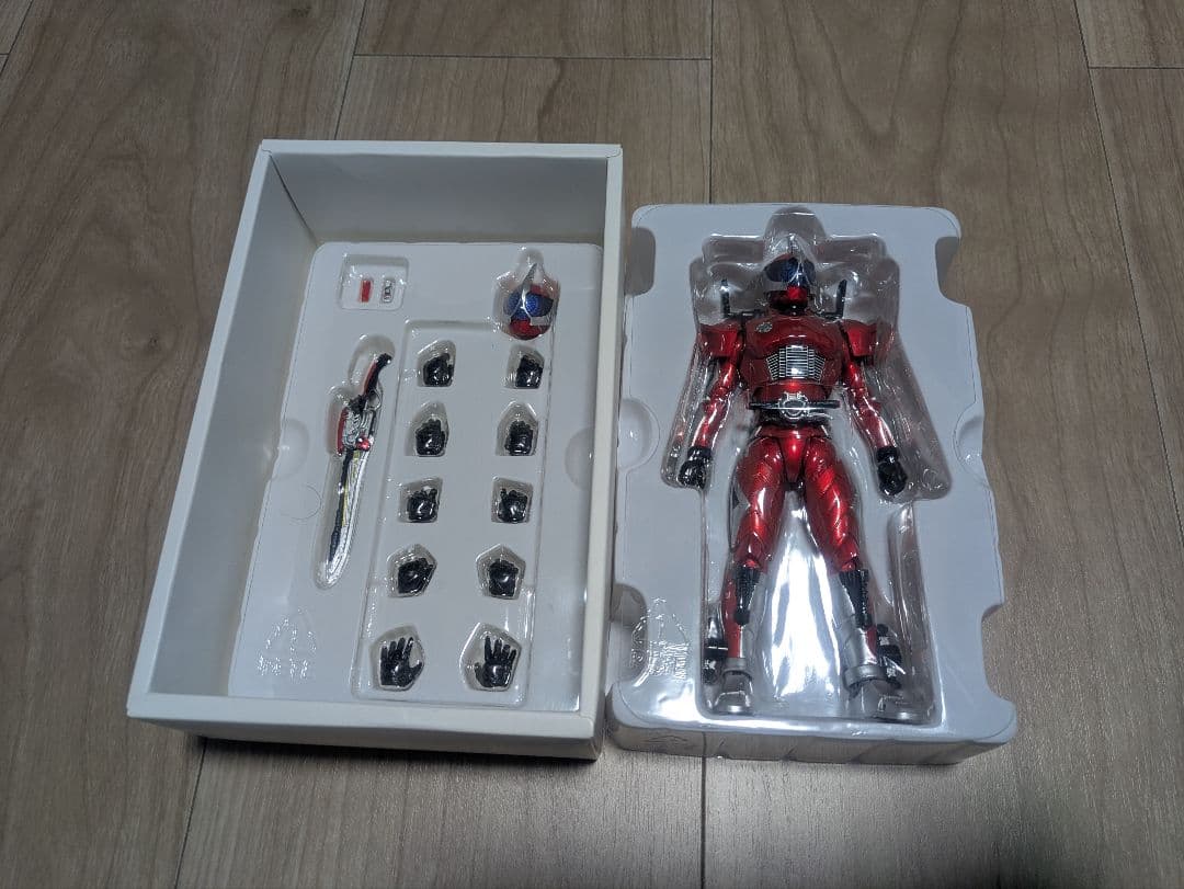 仮面ライダーアクセル　真骨彫　アーツ