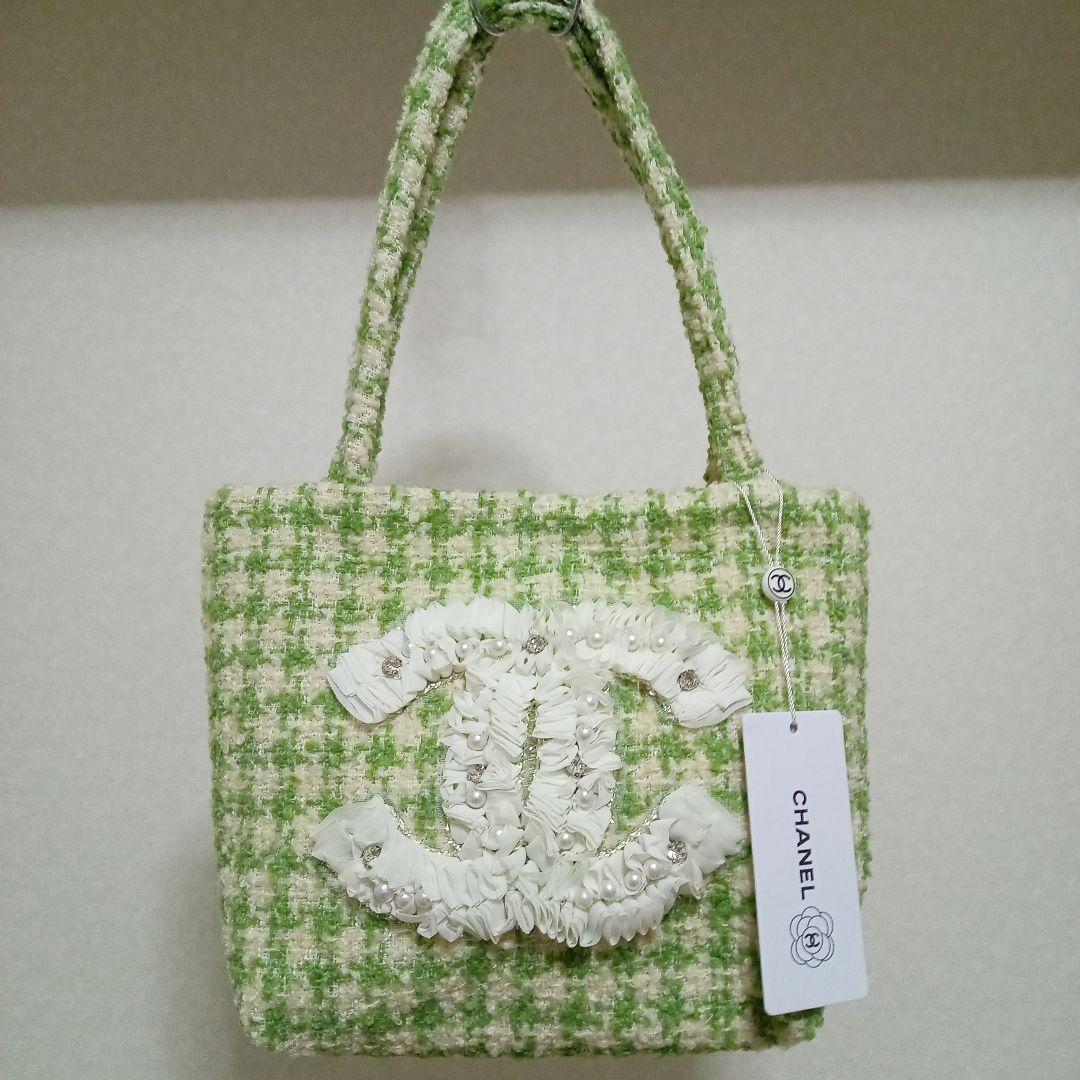 【未使用】CHANEL 非売品ノベルティ　　　　黄緑 　トートバッグ