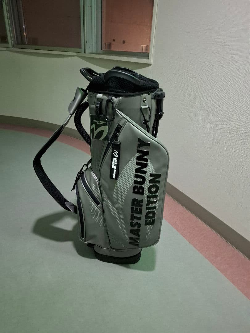 MASTER BUNNY EDITION キャディバッグ 　値下げしました