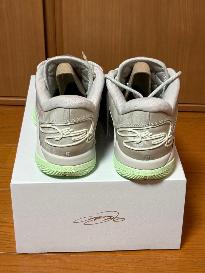 【新品】NIKE ナイキ レブロン 22 EP 26.5㎝