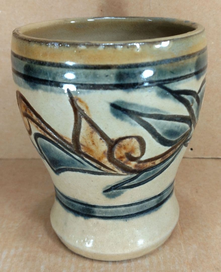 最高傑作【本物保証】人間国宝 金城次郎 壷屋焼ゴブレット 栞 共箱 美品 壺屋焼