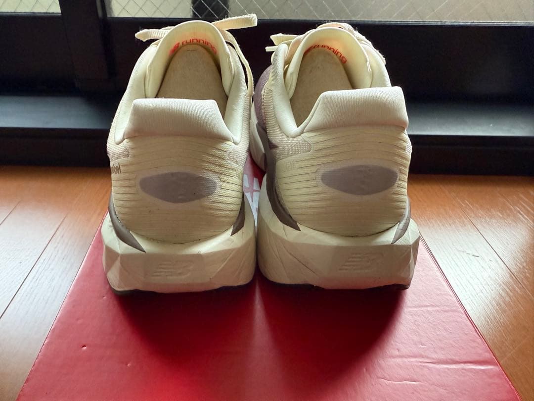 スパイク・シューズ New Balance FuelCell Rebel v5