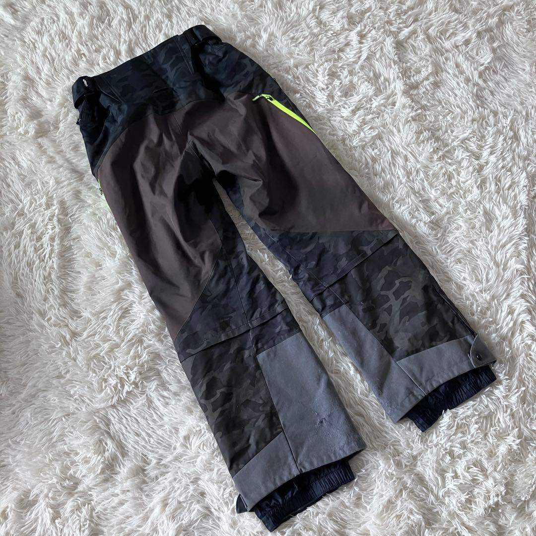 #E12✨phenixフェニックス ✨カモフラ スキーウェア 上下 メンズM