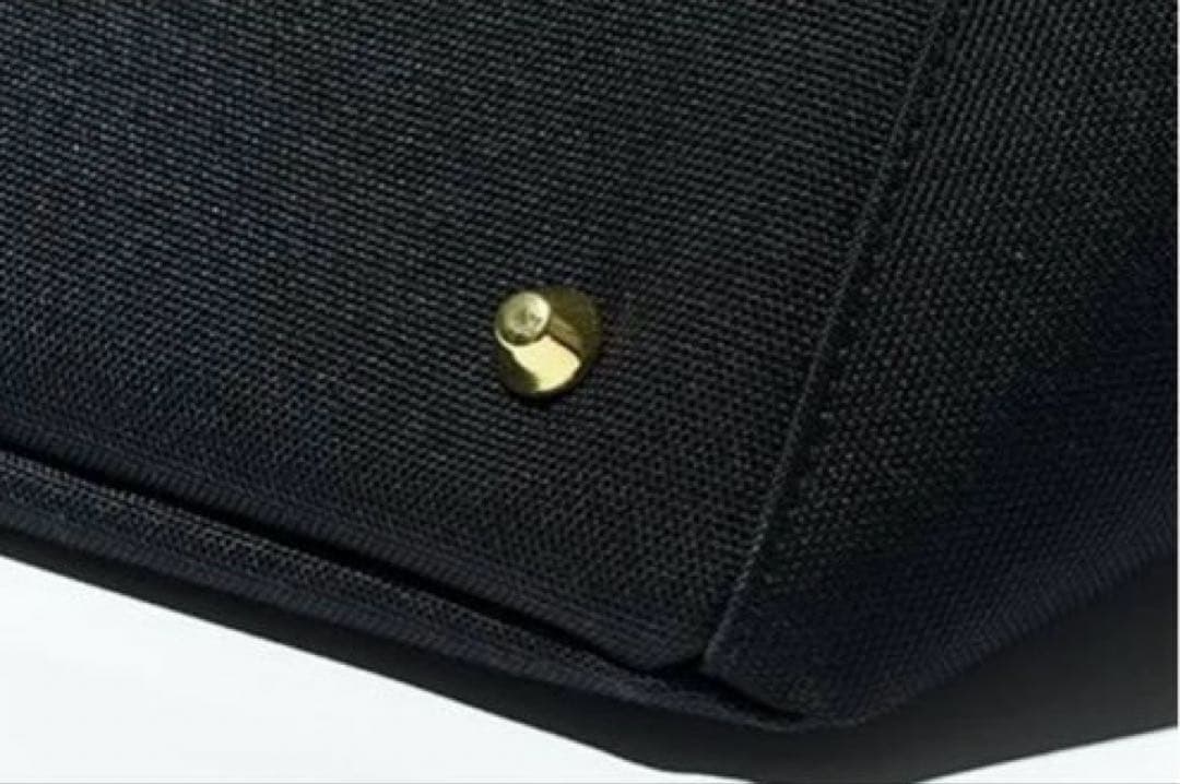 新品未使用！　V12 ゴルフバッグ　ビッグトートバッグ　金具プレート　大容量