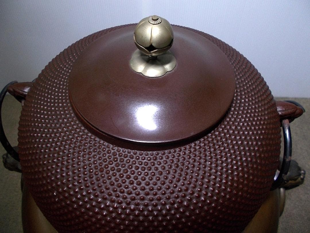 人間国宝高橋敬典作 唐銅霰鬼面風炉 銀摘み? アラレ茶釜未使用 釜環 送料込み