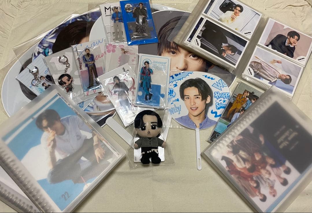 目黒蓮　グッズ うちわ　アクリルスタンド 公式写真 カレンダー スノチル