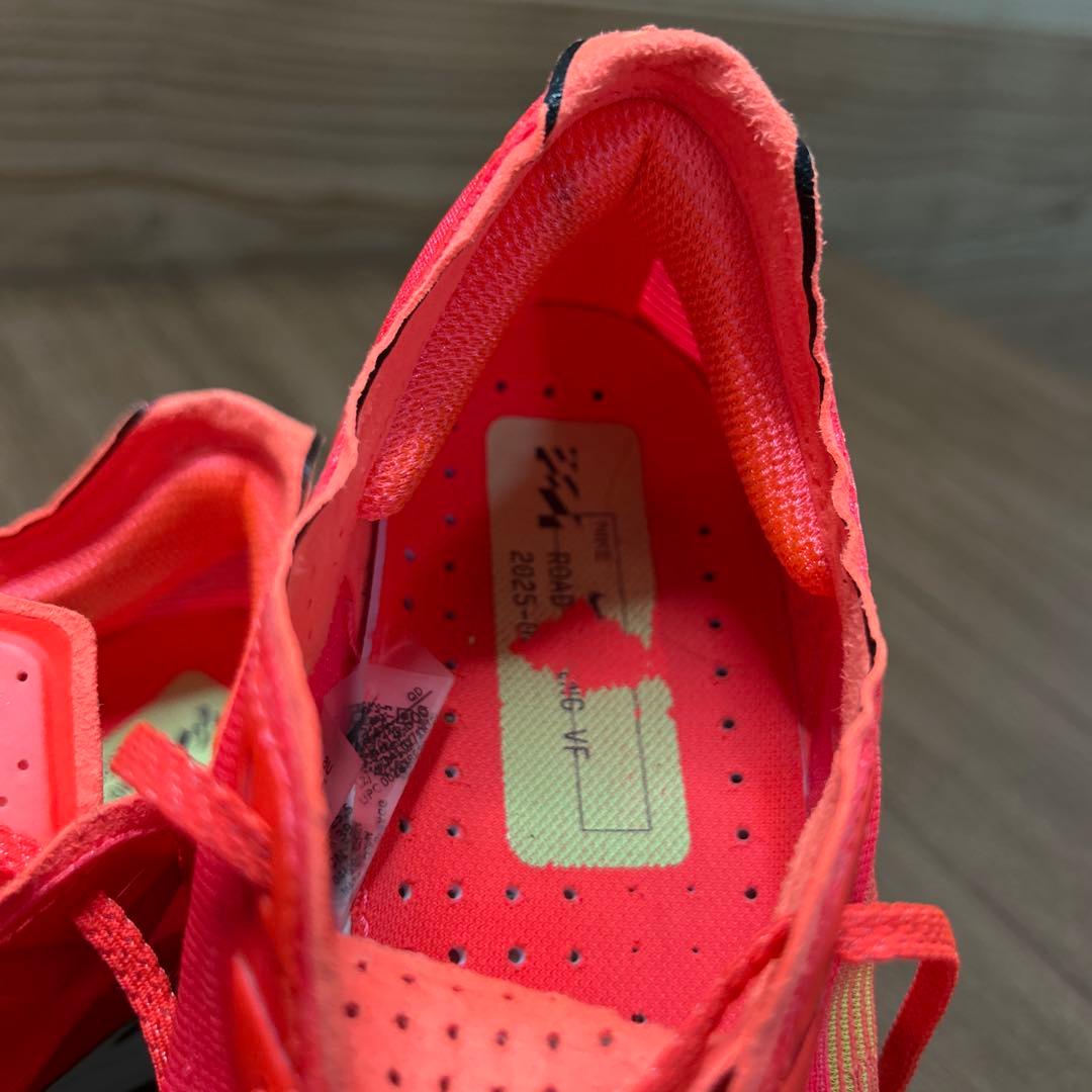 NIKE ナイキ ヴェイパーフライ 4