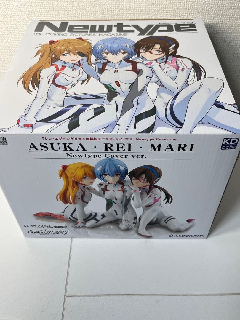 [未開封] アスカ・レイ・マリ Newtype Cover ver. エヴァ